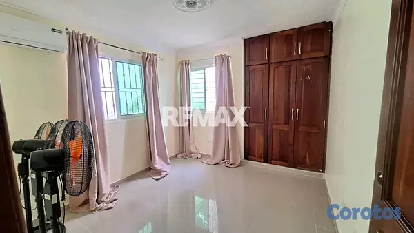 apartamentos - Apartamento en Venta en Alma Rosa I, 3H, 2.5B, 1P, 1re nivel 8