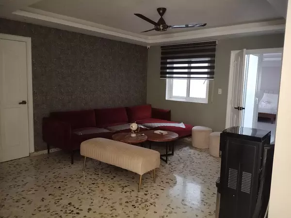 casas - Vendo y alquilo casa en Los Cacicazgos  9