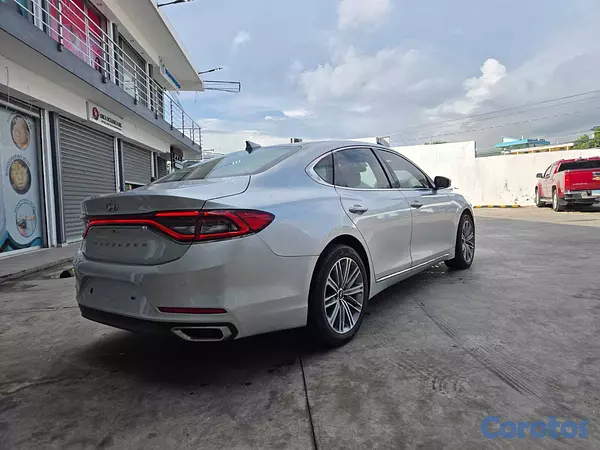 carros - HYUNDAI GRANDEUR 2018 GRIS 9