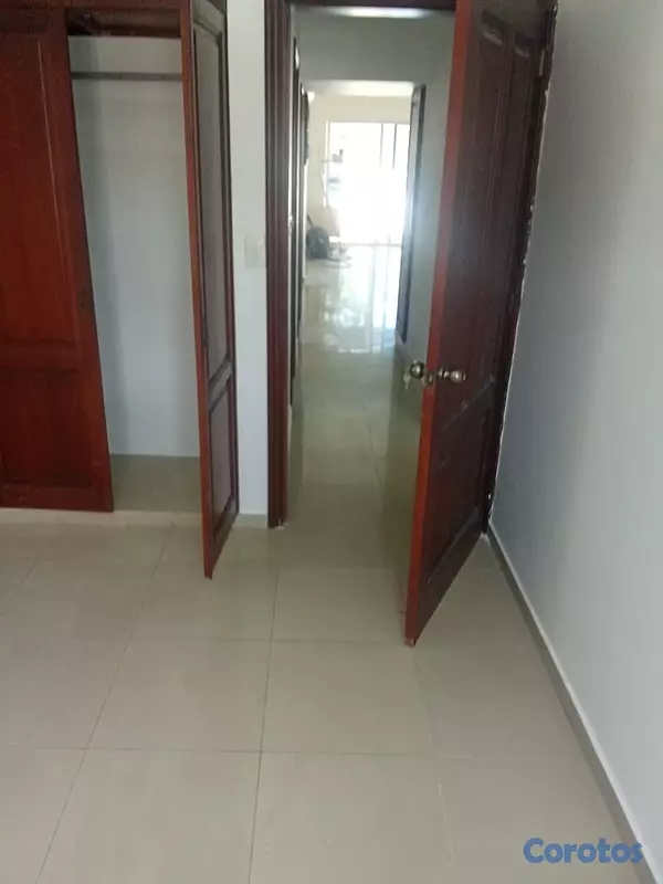 apartamentos - Apartamento en alquiler en Bella Vista 2do piso con Terraza.  5