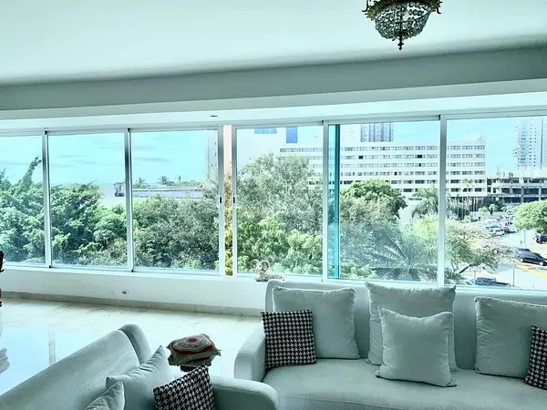 apartamentos - Apartamento Piso 4, Los Cacicazgos, Distrito Nacional 4