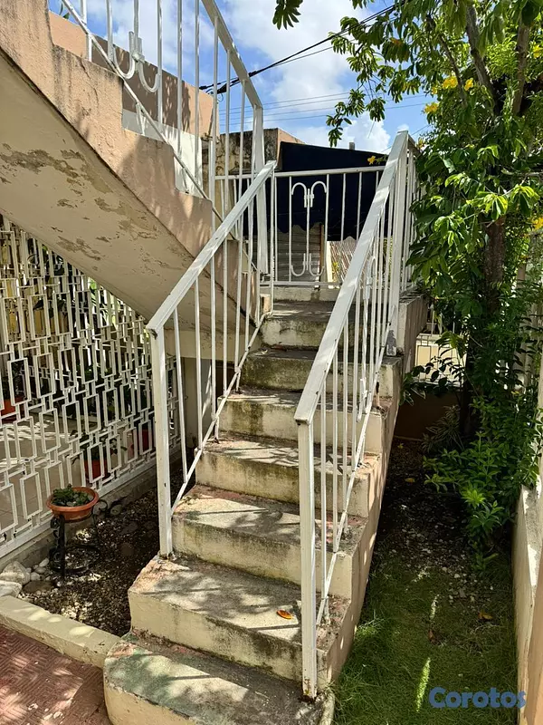 casas - VENTA CASA URB. MAXIMO GOMEZ 4