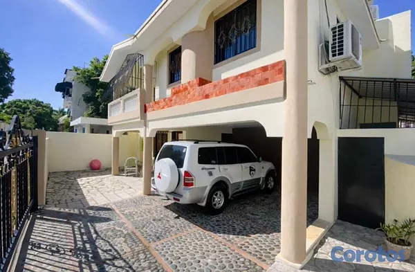 casas - Casa en Venta de Dos Niveles en Miramar 7