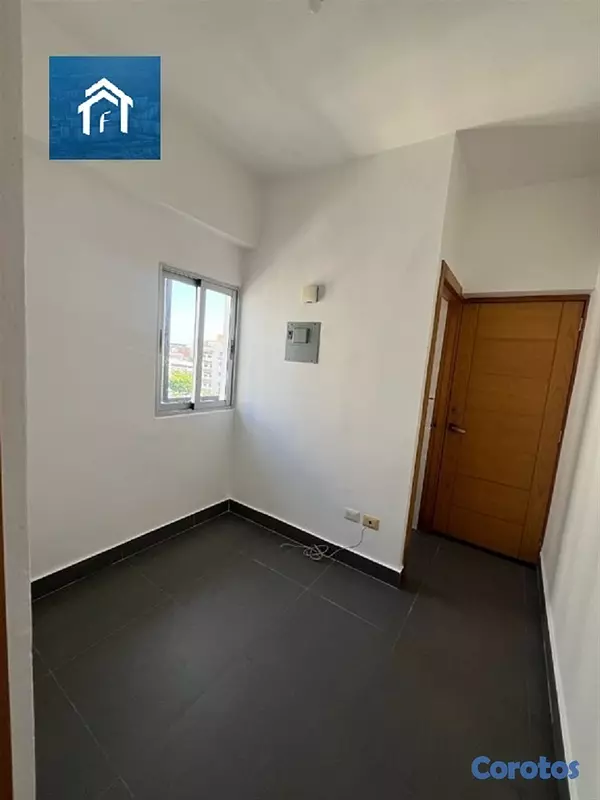 apartamentos - Apartamento en Piantini de 2 habitaciones Piso 8 5