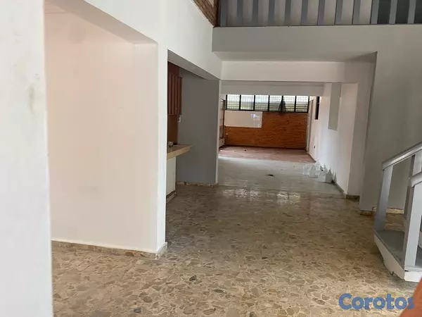 casas - se alquila casa comercial  3