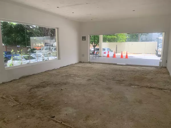 oficinas y locales comerciales - Locales en primer nivel millon 2