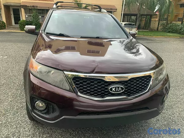 jeepetas y camionetas - Kia Sorento EX 2012 RD$ 480,000 9