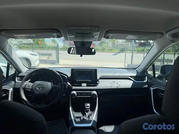 jeepetas y camionetas - Toyota RAV4 XLE 2022
 7