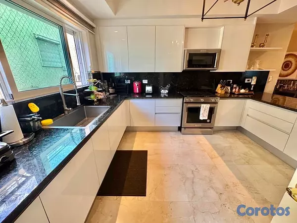 apartamentos - vendo los cacicazgos piso 7 tres habitaciones con baño 4 parqueos tecajdos balcó 13