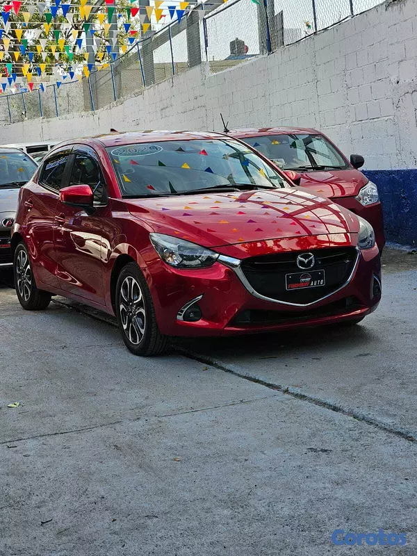 carros - MAZDA DEMIO ROJO 2020 1