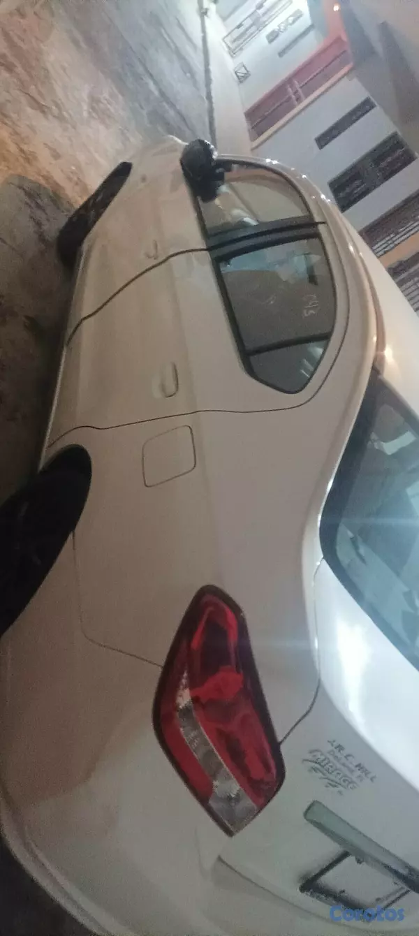 carros - Mishubichi mirage g4 2020 14