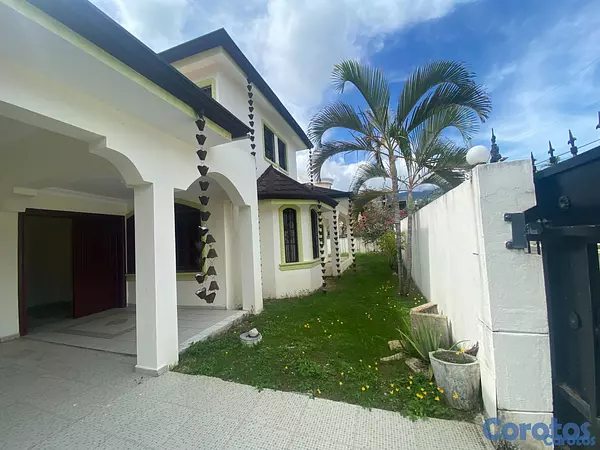casas - CASA PROXIMO AL MALECON DE PUERTO PLATA 3 MINUTOS  8