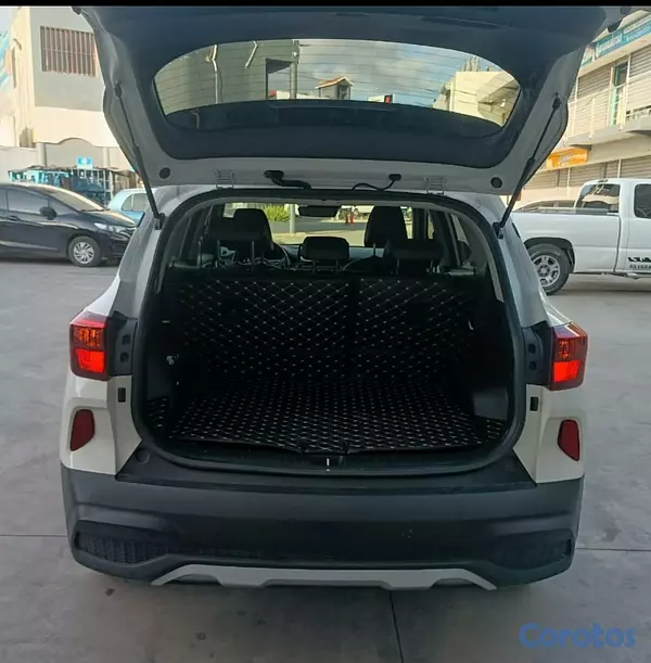 jeepetas y camionetas - KIA SELTOS 2022 BLANCO DIESEL 14