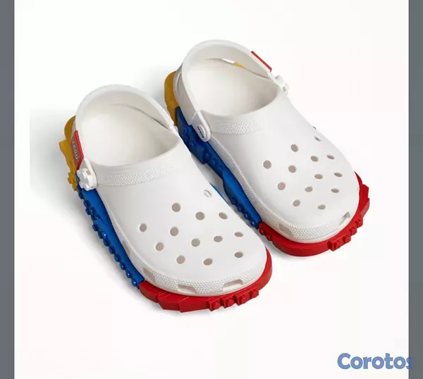 zapatos para hombre - crocs edición lego.  2