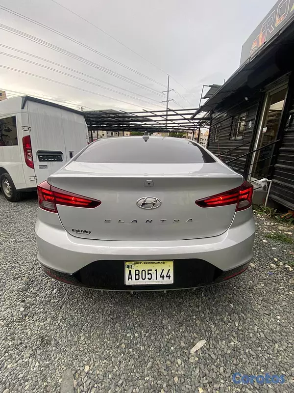 carros - Hyundai Elantra SEL 2020 7