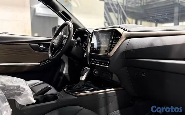 jeepetas y camionetas - Isuzu D-MAX LSE 2027 7