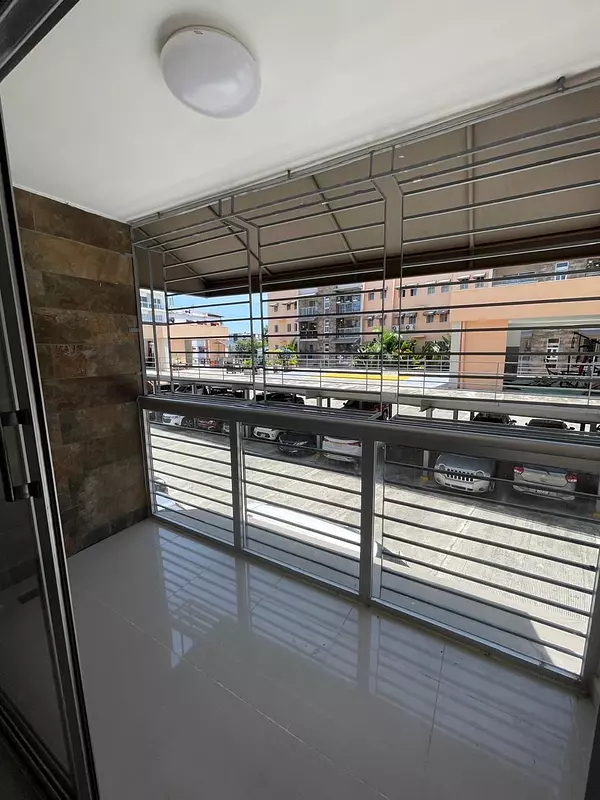 apartamentos - Vendo apartamento ARROYO HONDO 3