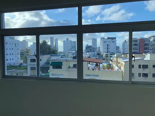 apartamentos - Apartamento 5To piso, Los Restauradores, Distrito Nacional  5