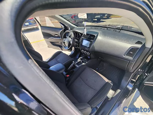 jeepetas y camionetas - Mitsubishi Outlander Sport 8