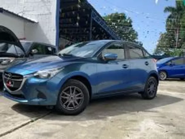carros - MAZDA DEMIO 6
