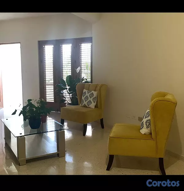 muebles y colchones - Vendo 2 butacas elegantes con centro de mesa - Exc 2