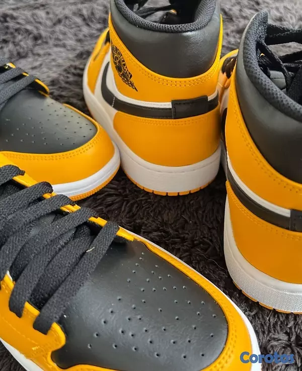 zapatos unisex - Tenis Teni Sneaker NIKE AIR JORDAN 1 MID TAXI BLACK YELLOW Original Originales🚕 5