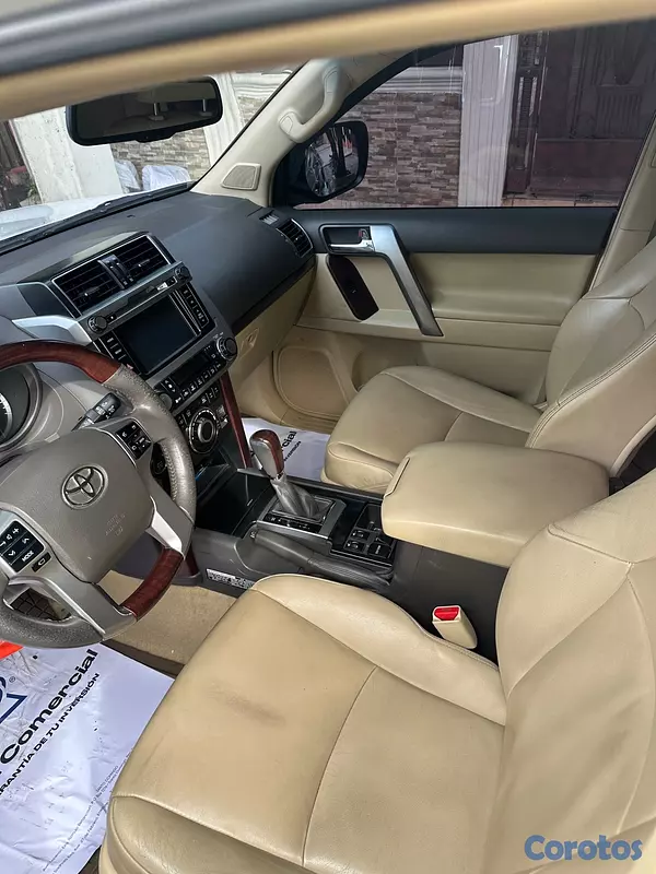 jeepetas y camionetas - Toyota Land cruiser prado 2014 VXL Diésel 10