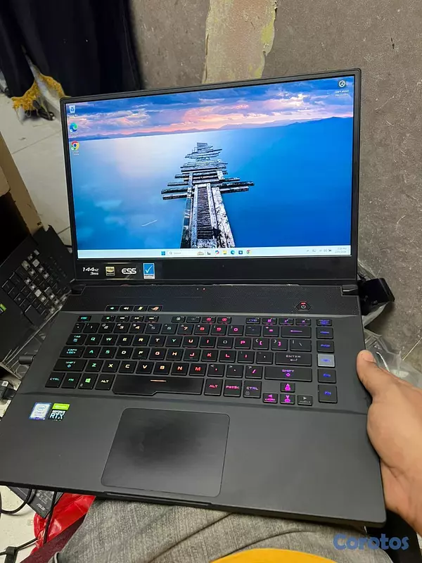 computadoras y laptops - Asus Rog Zephyrus M15 GU502GV/ I7-9750H @2.60Ghz / 2