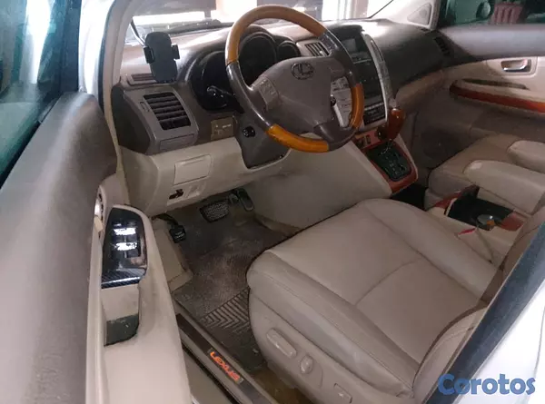 jeepetas y camionetas - Oportunidad Lexus RX 330 en excelentes condiciones  10
