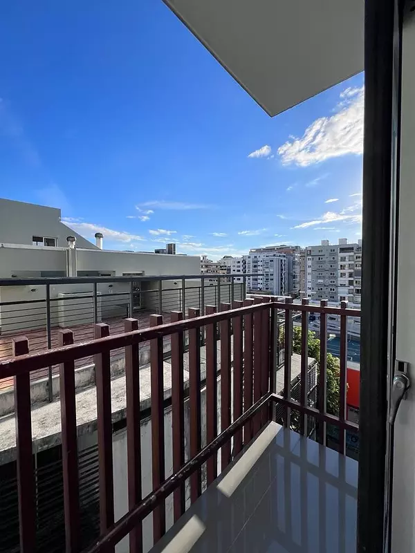 apartamentos - Alquilo apartamento en Evaristo morales. Torre Altamar VII,
 Piso 8
 US$1,100. 10