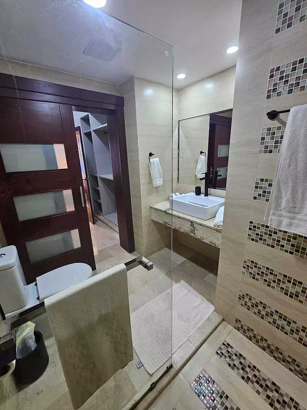 apartamentos - Apartamento en Alquiler en Bella Vista de 3 Hab. 8