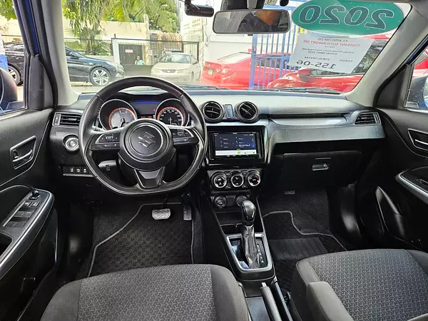 carros - SUZUKI SWIFT  8