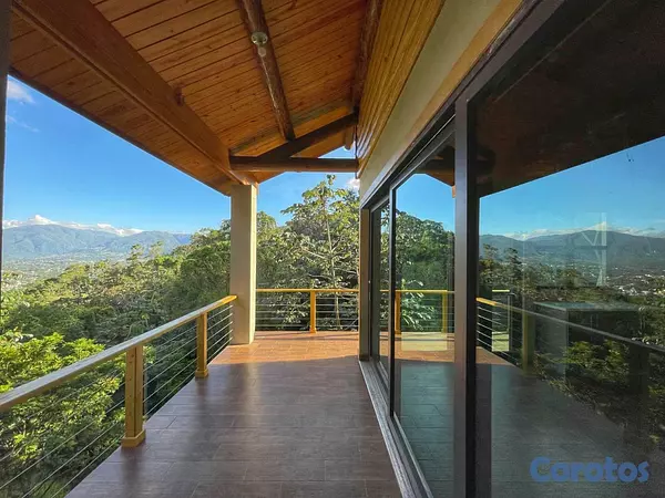 casas vacacionales y villas - Preciosa Villa de Venta ubicada en Jarabacoa  1