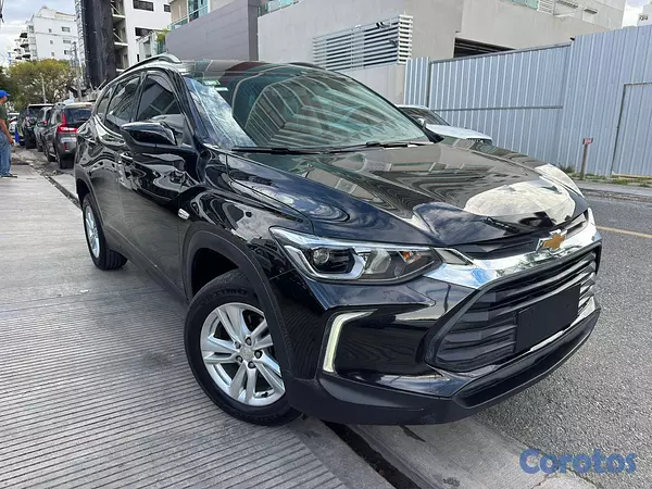 jeepetas y camionetas - CHEVROLET TRACKER 2023 COMO NUEVA 3