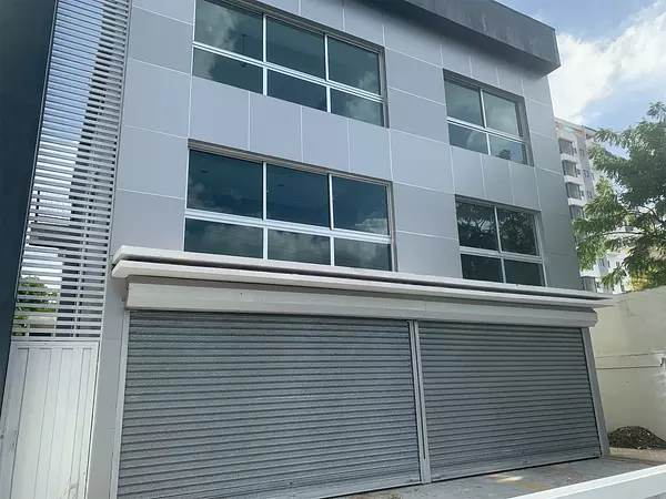 oficinas y locales comerciales - De oportunidad local espacio abierto 4