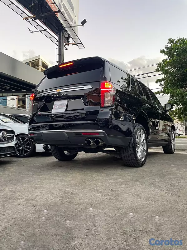 jeepetas y camionetas - Chevrolet Tahoe High Country 2021 6
