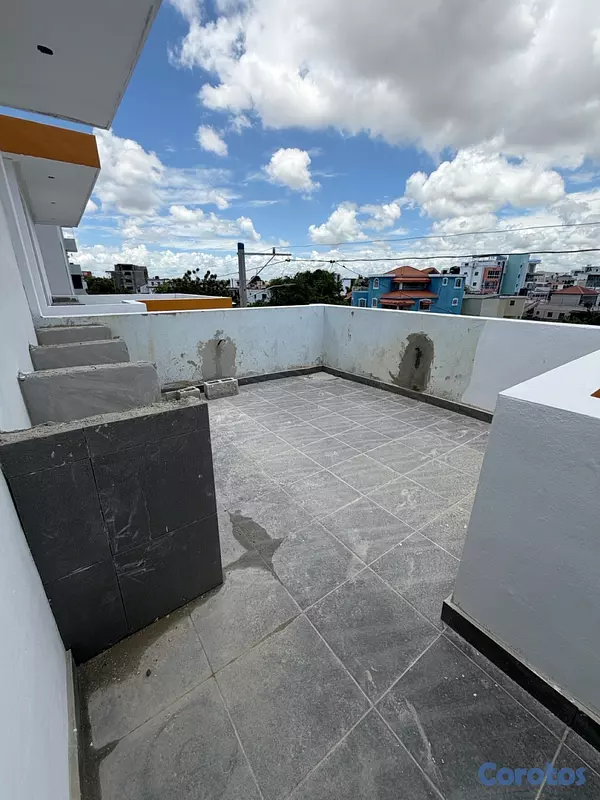 casas - venta de casa en la autopista de san isidro brisa oriental Santo Domingo este  7