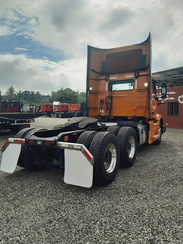 camiones y vehiculos pesados - VOLVO NVR AÑO 2019  6