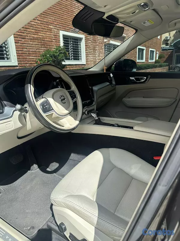 jeepetas y camionetas - Volvo XC60 2018  9