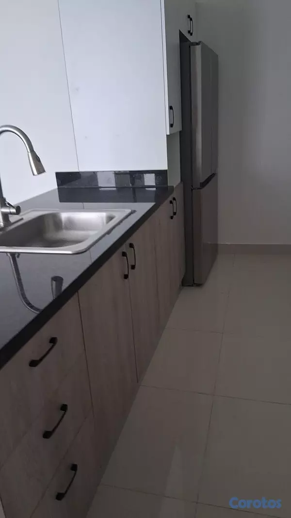 apartamentos - Alquiler de Apartamento Moderno en Los Cacicazgos con línea blanca.
 6