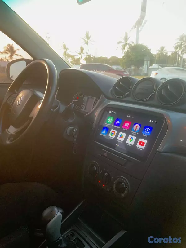 jeepetas y camionetas - Vendo suzuki Vitara 2017 clean car fax cero choque 7