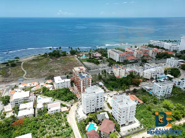 solares y terrenos - VENDE Excelente Solar con 1,024 metros en el CENTR 10