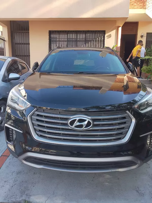 jeepetas y camionetas - hiunday santa fe 2017 2