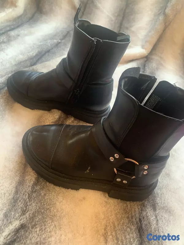ropa y zapatos - Diferentes modelos de botas de frío, nieve o invierno para niñas  6