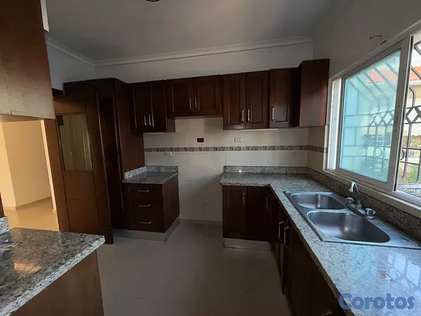 apartamentos - Se alquila apartamento de 3 Hab en El Millon 4