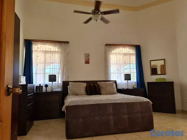 casas vacacionales y villas - MAJESTUOSA Y HERMOSA CASA-VILLA  2