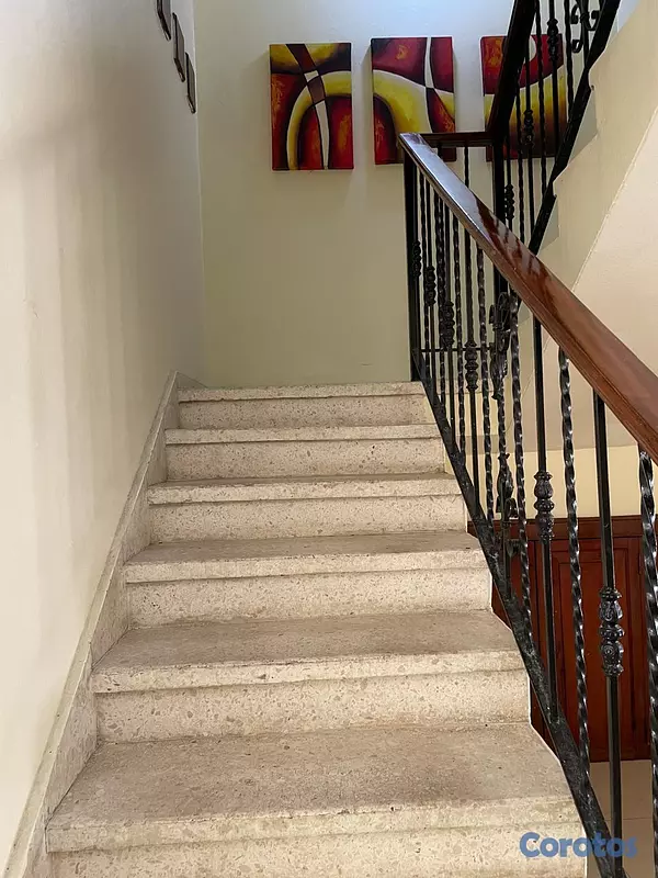 apartamentos - Vendo Excelente Apartamento de Dos Niveles en Arro 3