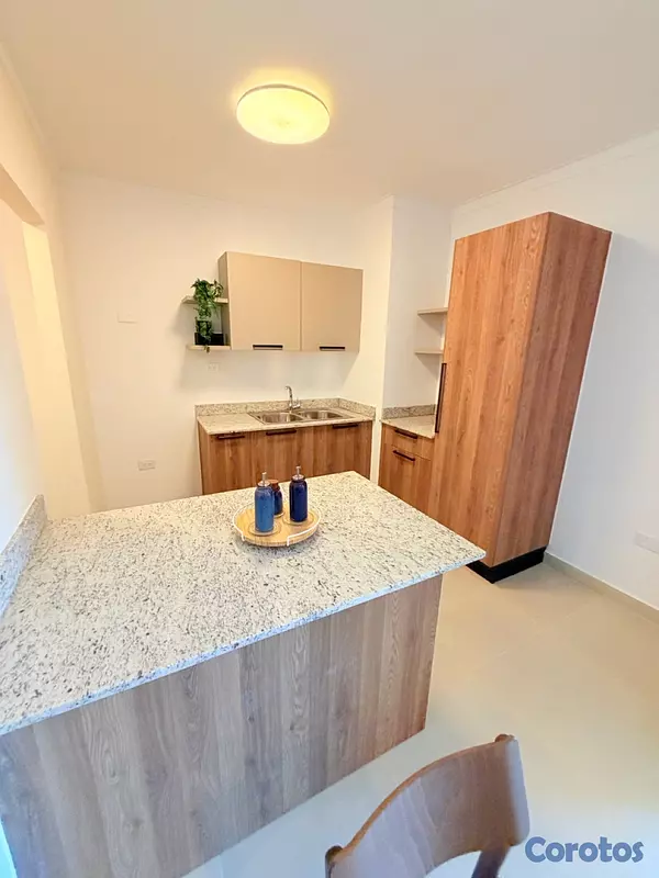 apartamentos - venta de apartamentos con piscina en la misma avenida autopista de san isidro  2