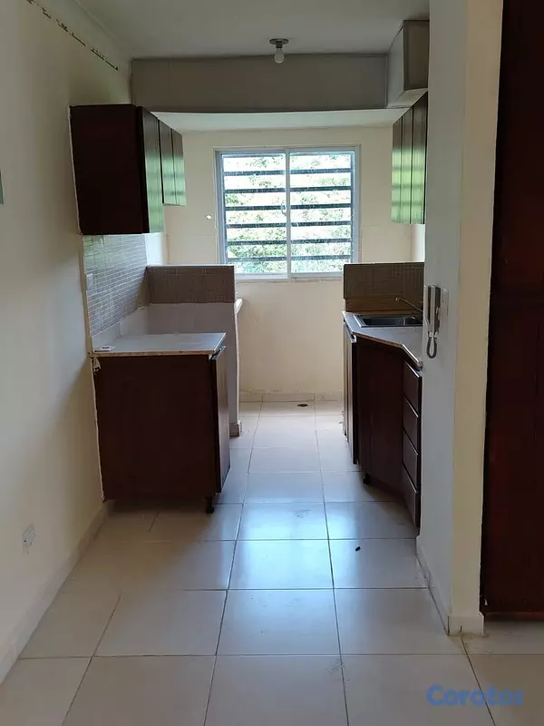 apartamentos - Segundo piso de tres habitaciones en San Isidro 3