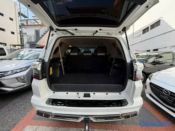 jeepetas y camionetas - Toyota 4Runner SR5 2014 9